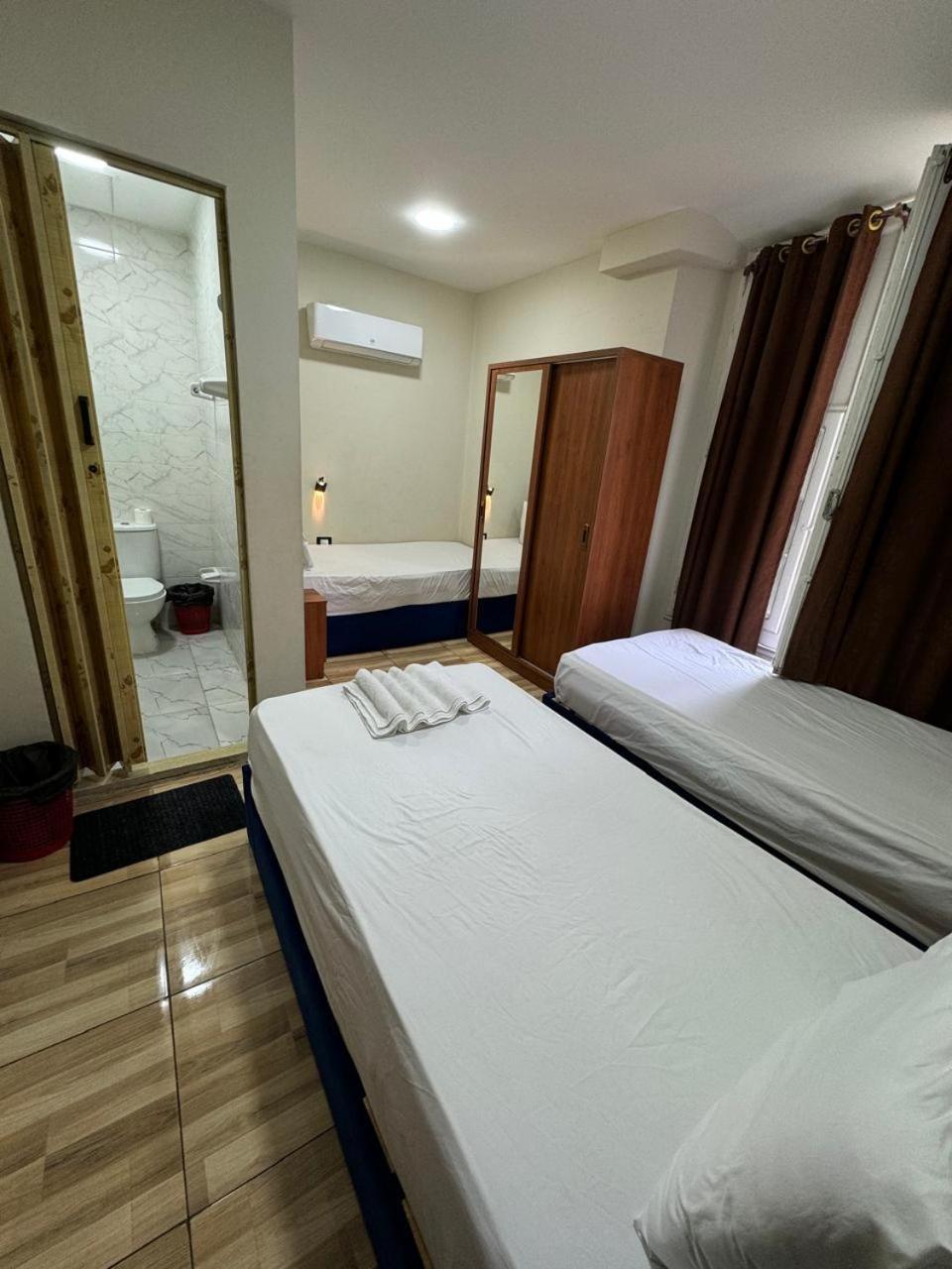 Hostel Downtown Revento *