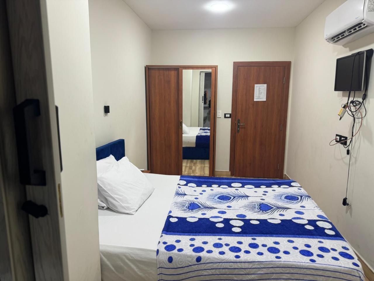 Downtown Revento Hostel *