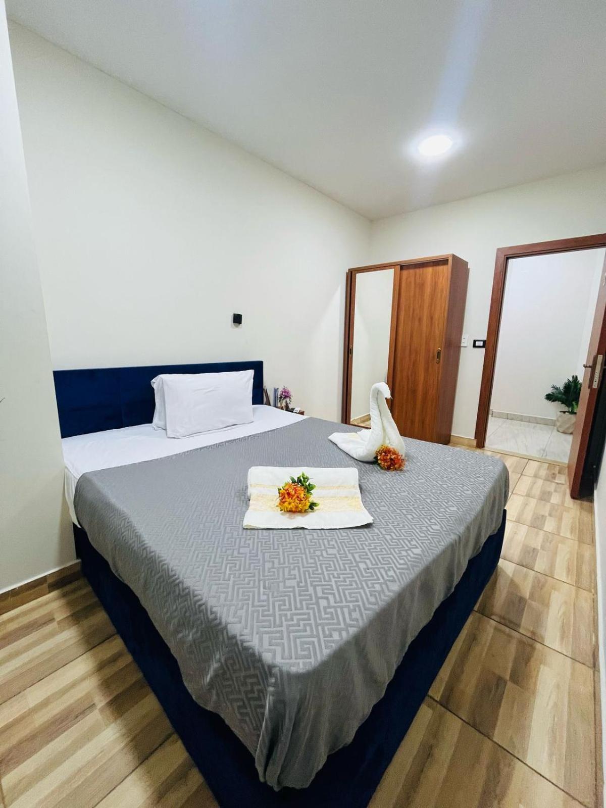 Albergue Downtown Revento